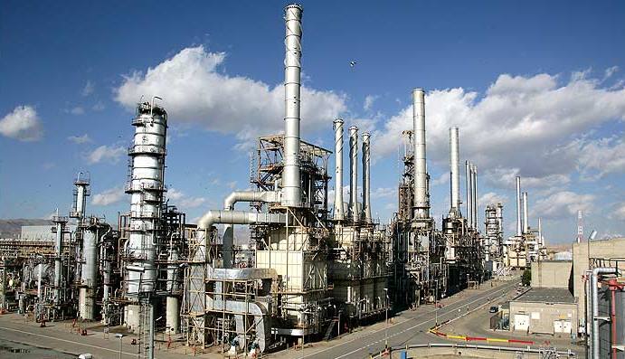 Resultado de imagen para refineria de petroleo