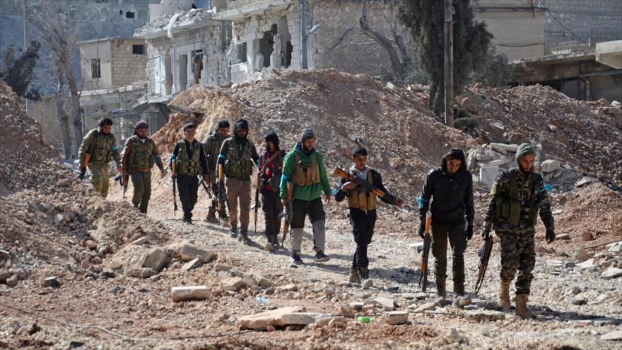 Carro bomba atribuido a Estado Islámico deja 42 personas muertas en Siria