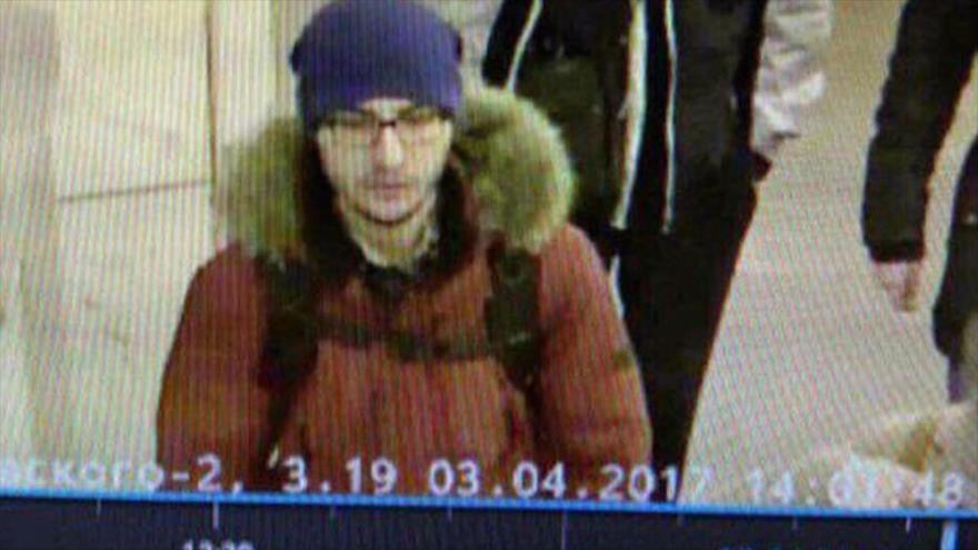Imagen que circula en los medios muestra al joven Akbarzhon Djaliliv quien según los servicios de seguridad podría ser el autor de la masacre del metro de San Petersburgo.
