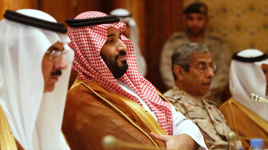 Mohamad bin Salman, príncipe heredero adjunto de Arabia Saudí, durante una reunión estatal en Riad, capital del país árabe, 19 de abril de 2017.
