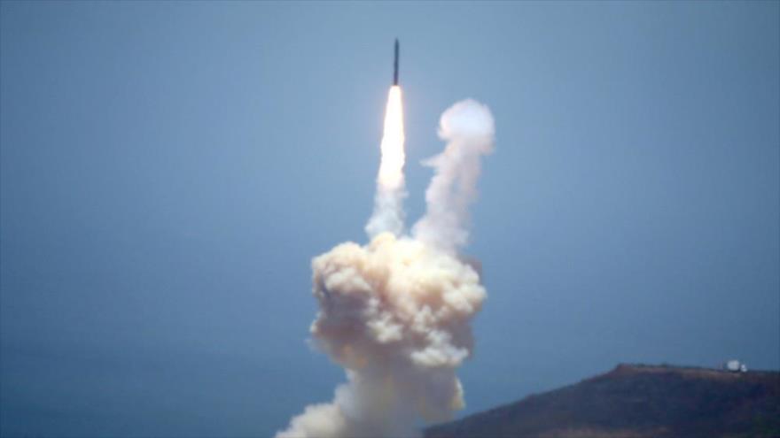 Muestra a Corea del Norte sus nuevas armas Muestra a Corea del Norte sus nuevas armas