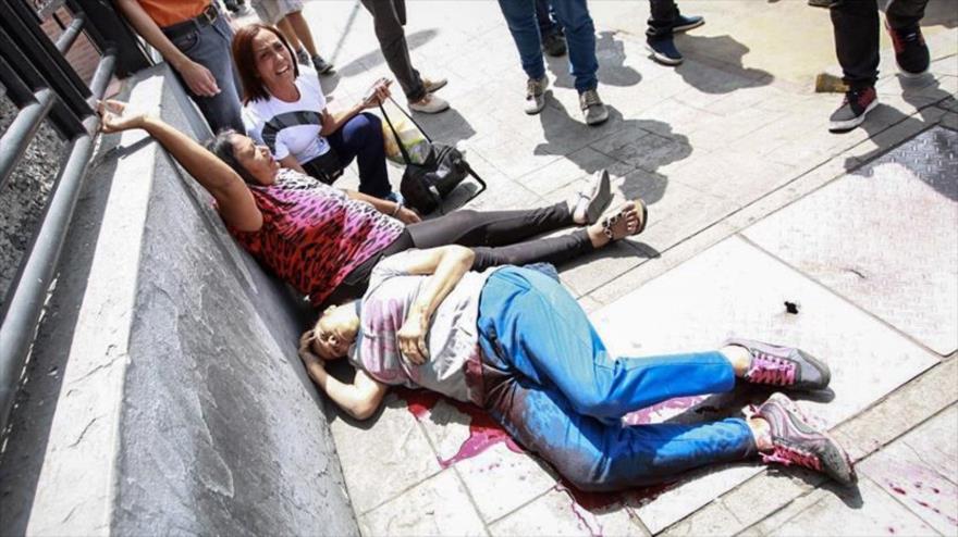 Un muerto y tres heridos en tiroteo durante plebiscito opositor — Venezuela Un muerto y tres heridos en tiroteo durante plebiscito opositor — Venezuela