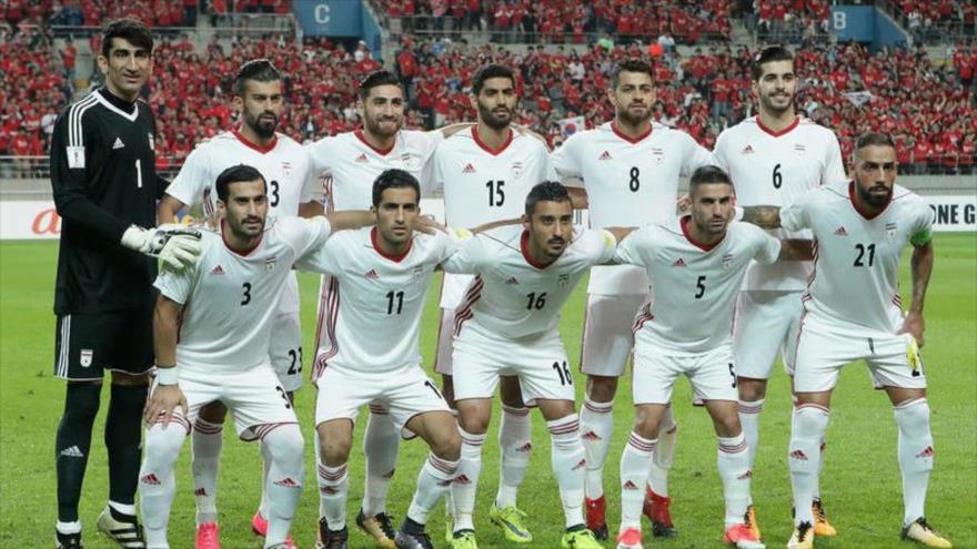 La selección nacional de fútbol de Irán, antes del partido con la selección surcoreano, 31 de agosto de 2017.