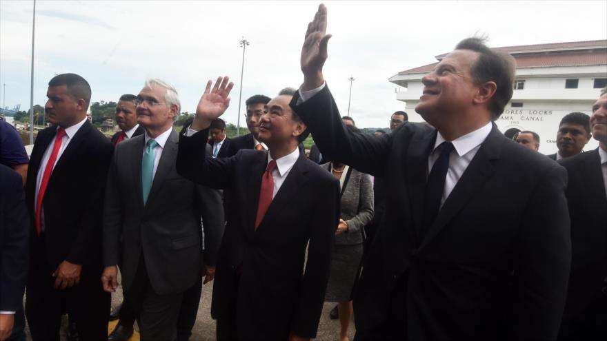 Varela y canciller de China hablan sobre intercambio comercial y turismo — PANAMÁ Varela y canciller de China hablan sobre intercambio comercial y turismo — PANAMÁ