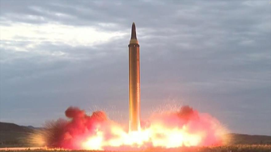 Momento del lanzamiento del misil norcoreano Hwasong-12, 29 de agosto de 2017.