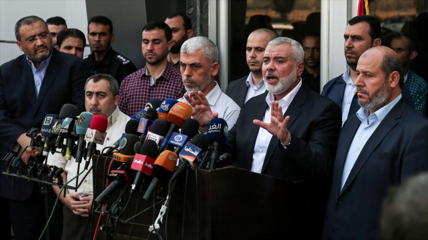 El líder de HAMAS, Ismail Haniya, habla en una rueda de prensa en el sur de la Franja de Gaza, 19 de septiembre de 2017.