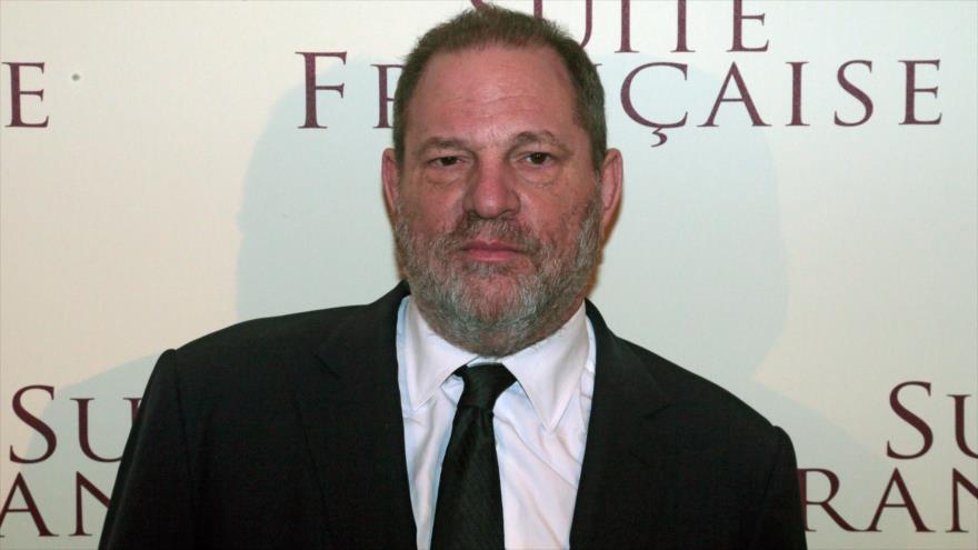 El productor estadounidense Harvey Weinstein en una sala de cine en París, Francia, 10 de marzo de 2015.