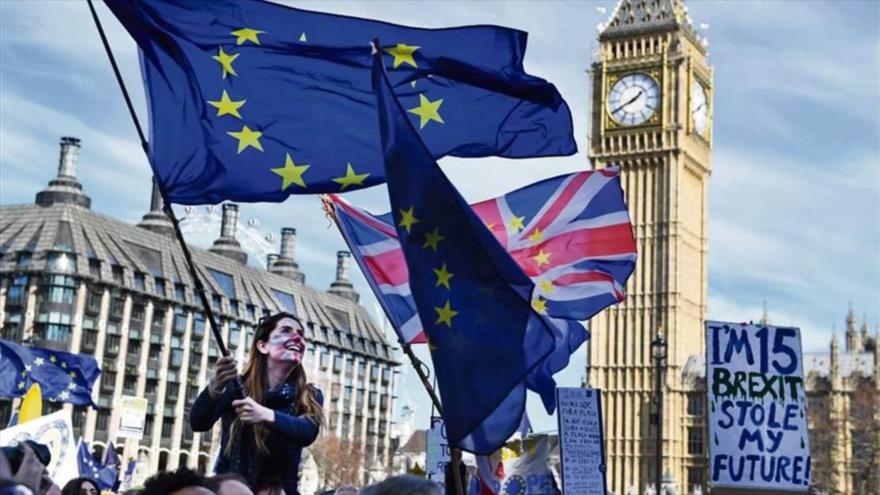 Una marcha proeuropea frente al Parlamento británico, en Londres, la capital, en protesta al Brexit.