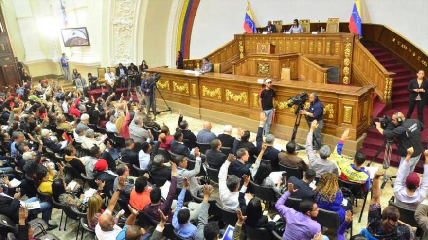 Aprueban en la Asamblea Nacional Constituyente el Decreto Constituyente para la ValidaciÃ³n de Partidos PolÃ­ticos, 20 de diciembre de 2017.