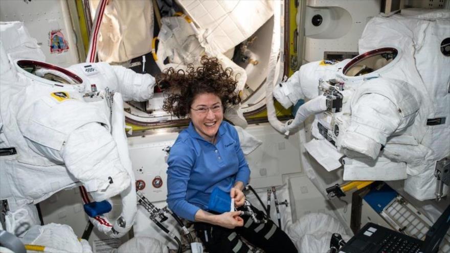 Una astronauta bate récord de una mujer en el espacio 289 días HISPANTV