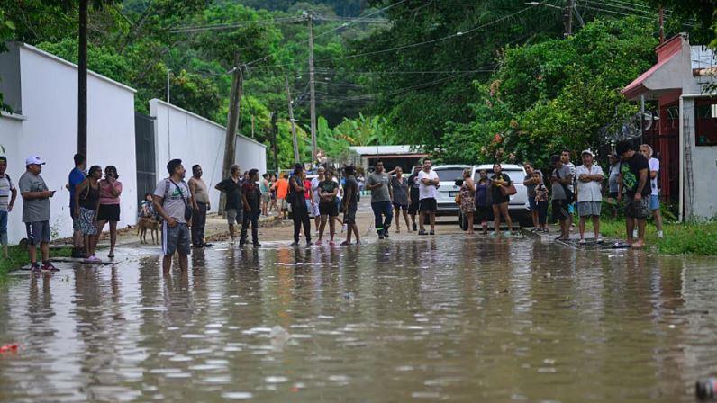 Inundaciones en México dejan decenas de muertos y heridos