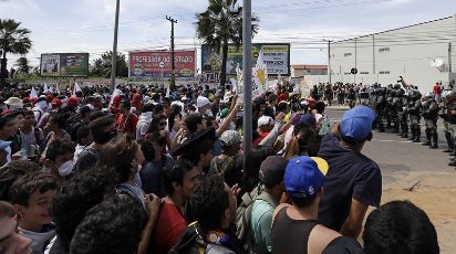 Un muerto en protestas en el noreste de Brasil | HISPANTV