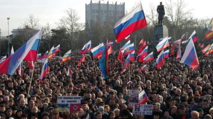 Crimeos marchan a favor de la integración a Rusia | HISPANTV