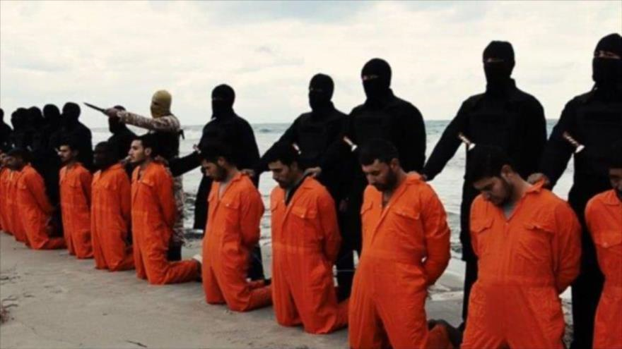 21 cristianos egipcios secuestrados y decapitados por EIIL en Libia