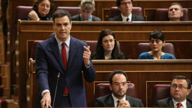 PSOE acusa a Rajoy de legislar la desigualdad salarial en España 