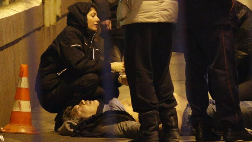 Político opositor ruso Boris Nemtsov fue asesinado en la calle cerca de Kremlin en capital rusa, Moscú