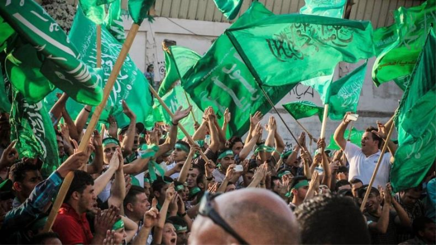 Residentes de Gaza marchan en apoyo al Movimiento de Resistencia Islámica Palestina (HAMAS).