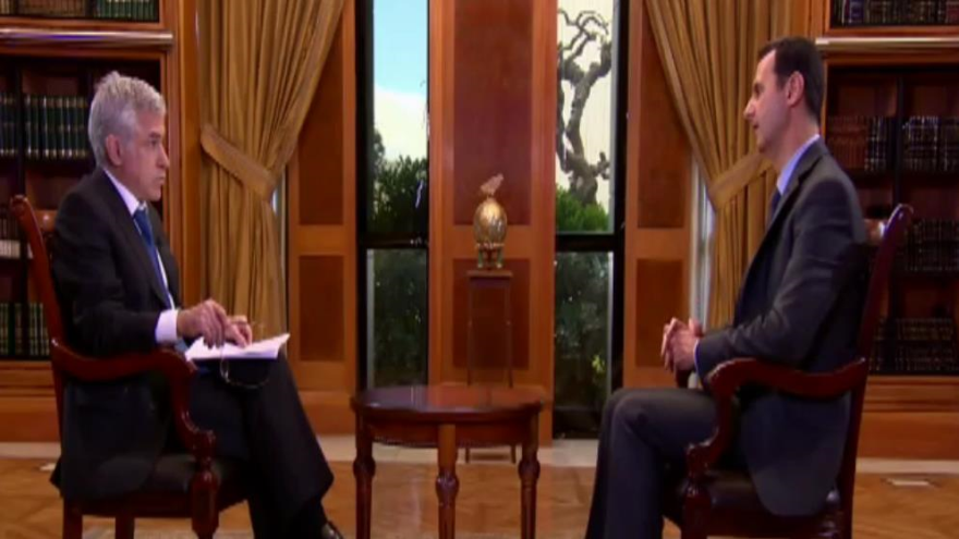 El presidente de Siria, Bashar Al-Asad, durante su entrevista con el corresponsal de RTP