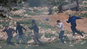 Soldados israelíes reprimen marchas en varios puntos en Cisjordania