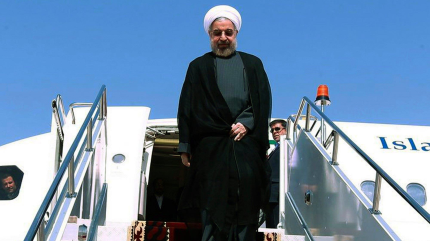 Rohani llega a Asjabad en respuesta a la invitación de su par turcomano