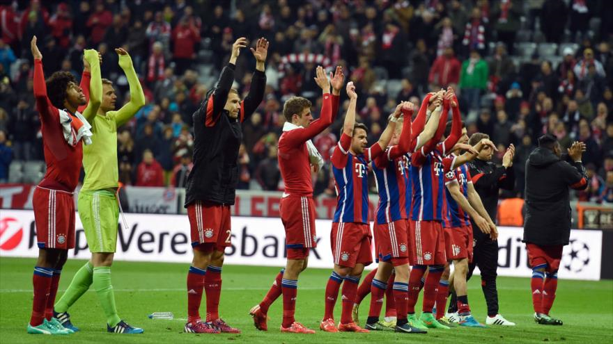 Los jugadores del Bayern Múnich celebran su triunfo ante Shakhtar Donetsk. 11 de marzo de 2015