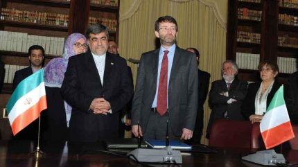 Irán e Italia firman acuerdo de cooperación cultural