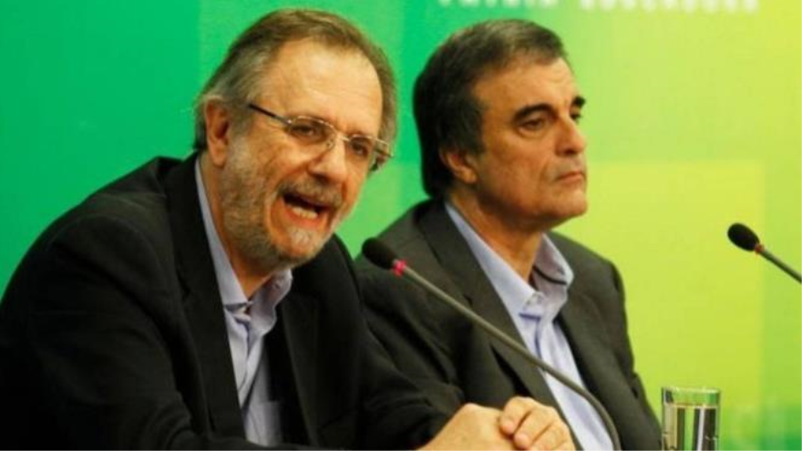 El jefe de la Secretaría General de la Presidencia, Miguel Rossetto (izqda.) y el ministro de Justicia, José Eduardo Cardozo