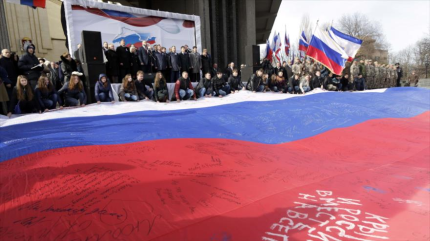 Crimeos celebran aniversario de vuelta a Rusia