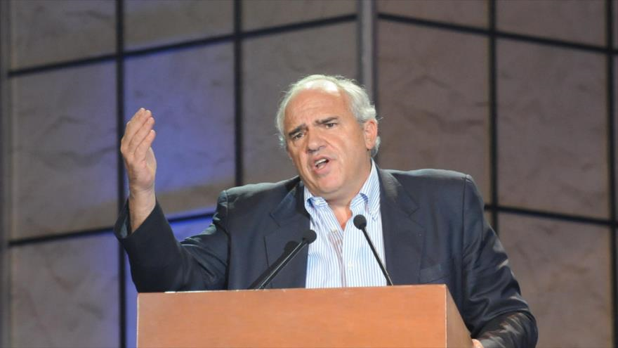 El secretario general de la Unión de Naciones Suramericanas, Ernesto Samper