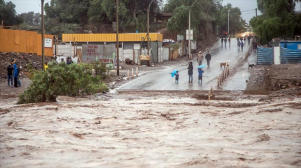 Al menos 12 muertos por peores inundaciones en 80 años en Chile
