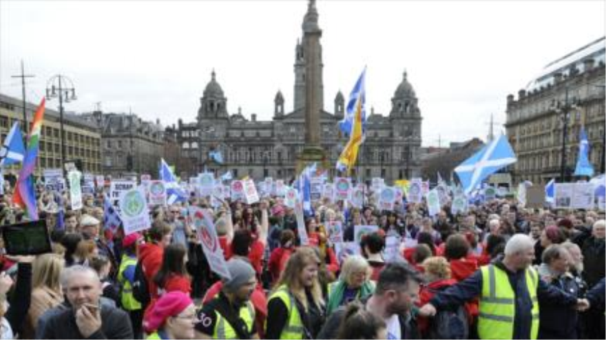 Manifestación antinuclear en Escocia