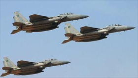 Autoridad yemení: Cazas saudíes atacan posiciones civiles 