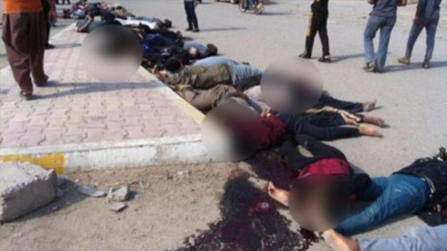 Elementos de Daesh ejecutan en público a varios iraquíes en la ciudad iraquí de Ramadi