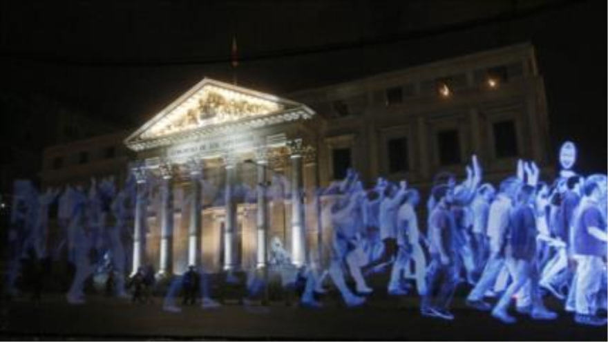Protesta ‘Hologramas por la Libertad’ contra la Ley Mordaza en Madrid. 10 de abril de 2015