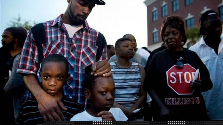 Asistentes al funeral de Walter Scott, tiroteado por la espalda por el policía blanco Michael Slager en Carolina del Sur (sudeste de EE.UU.). 10 de abril de 2015
