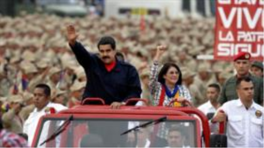 El presidente de Venezuela, Nicolás Maduro (izquierda) y su mujer Cilia Flores. 13 de abril de 2015