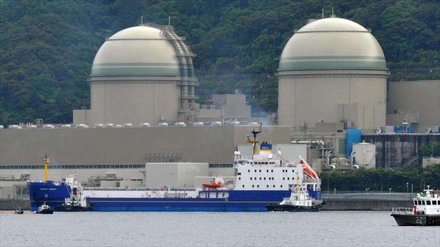 Central nuclear en Takahama, ubicada en las playas occidentales de Japón.