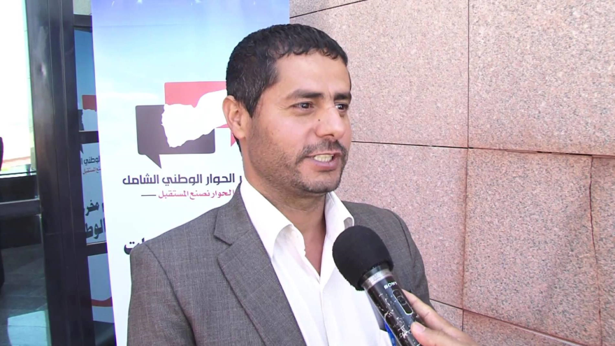 Mohamad Naser al-Bajiti, un miembro del Consejo Político del movimiento popular yemení Ansarolá