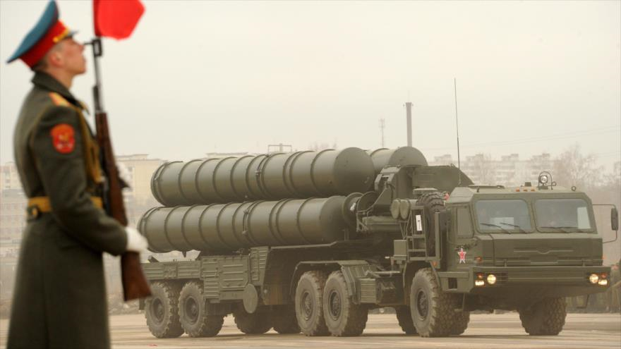 Sistema de misiles antiaéreos S-300