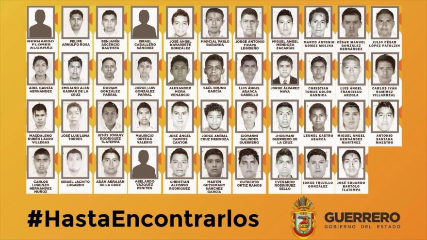 Foto de los 43 normalistas desaparecidos