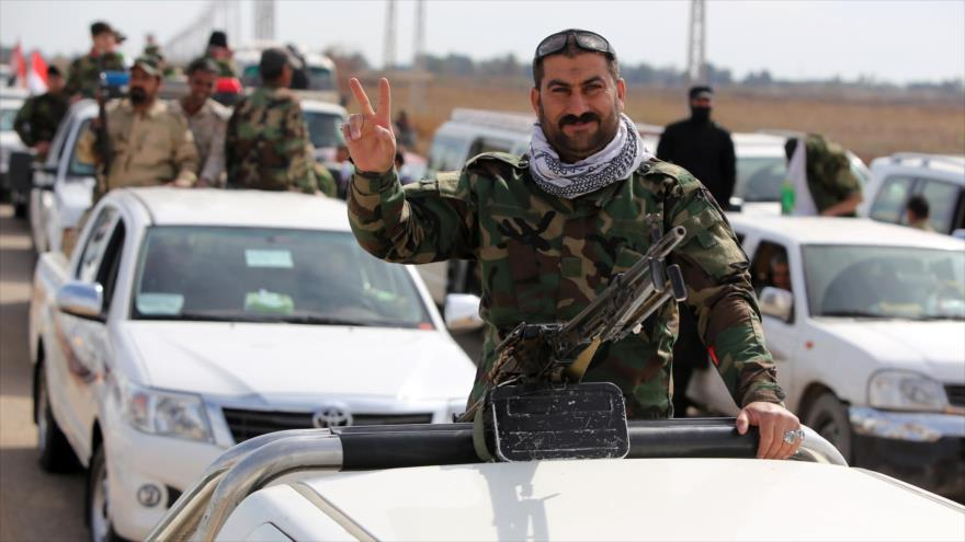 Un combatiente voluntario iraquí en la ciudad de Ramadi. 