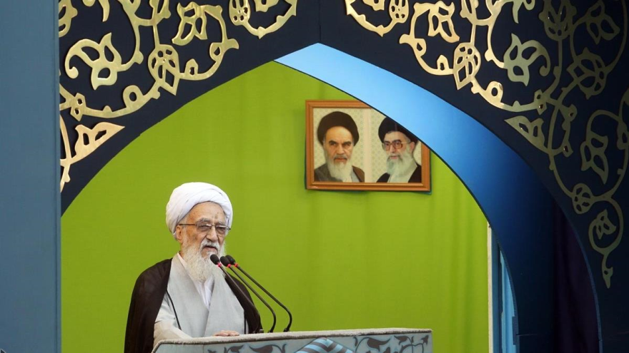 Ayatolá Mohamad Ali Movahedi Kermani.17 de abril de 2015
