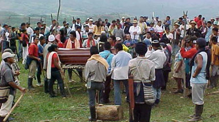 Defensoría del Pueblo pide indagar muerte de familia colombiana