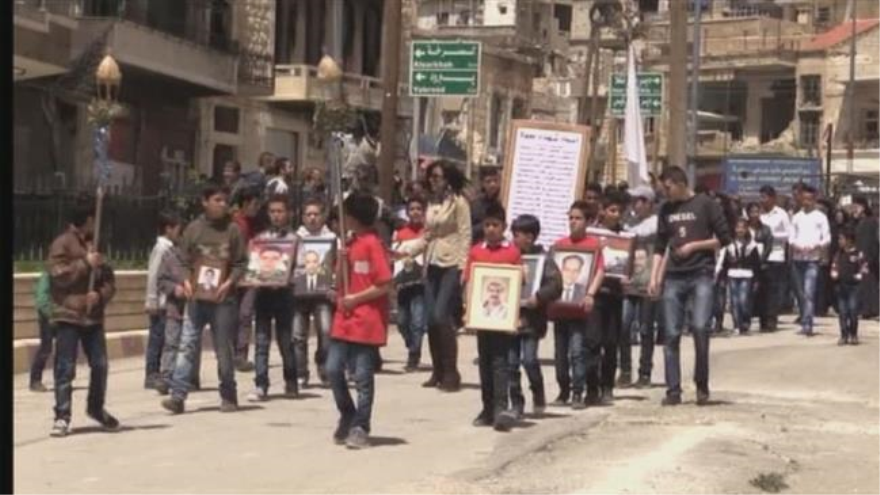Jóvenes de Malula conmemoran la liberación de su ciudad y honran a los caídos durante la ocupación por el Frente Al-Nusra