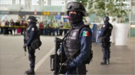 Policía mexicana implicada en la muerte de 16 “autodefensas”