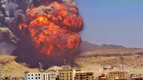 Vídeo: Mueren 18 civiles en ataque aéreo saudí a capital yemení