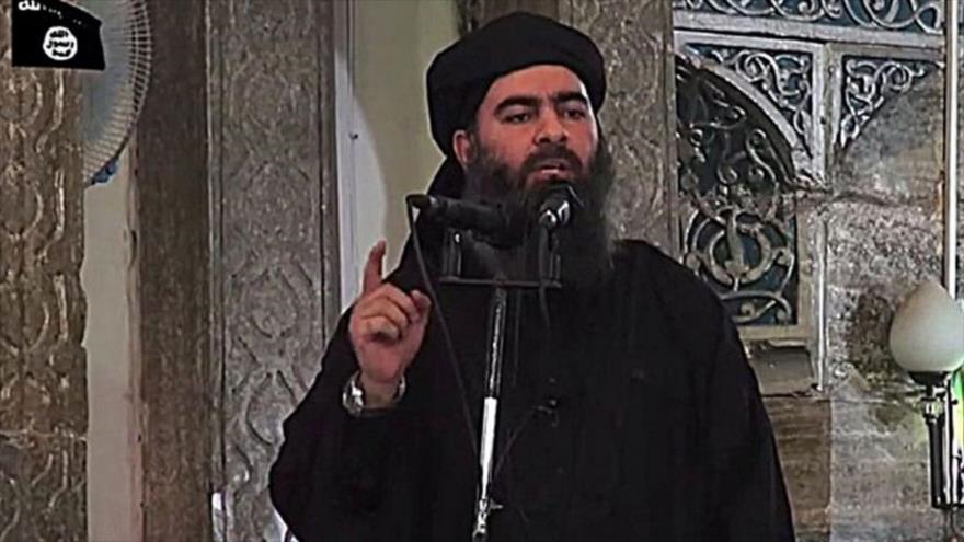 El líder del grupo takfirí EIIL ,Abu Bakr al-Bagdadi 