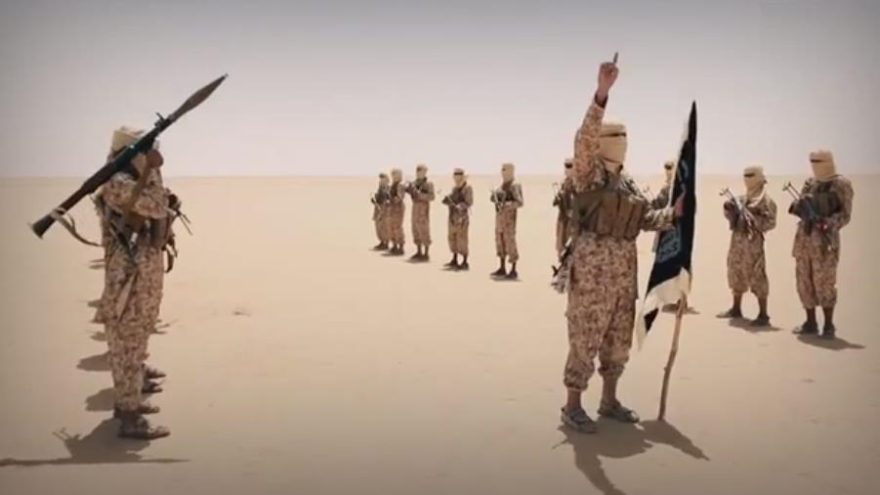 Integrantes de EIIL en el nuevo vídeo publicado, presuntamente en Yemen