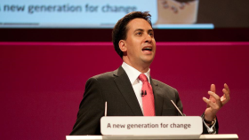 Miliband promete levantar un muro contra la inmigración en Reino Unido