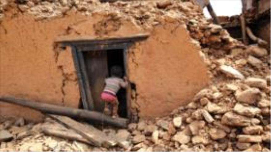 Las ruinas por el devastador terremoto en Nepal.